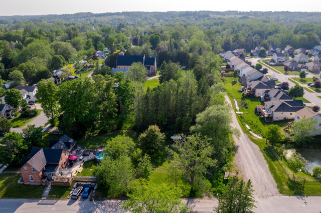 BUILDING LOT - JUST LISTED!! - 0 Union St, Millbrook! in Land for Sale in Peterborough - Image 3