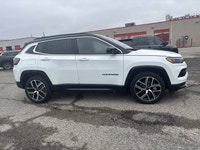 Clean Car Fax**One Owner Trade In**Jeep**Compass**Limited**4x4**Leather Seats**Heated and Ventilated... (image 3)