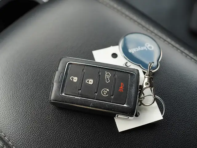 2023 Jeep Grand Cherokee Limited, Adaptive Cruise Control, Apple in Cars & Trucks in Mississauga / Peel Region - Image 37