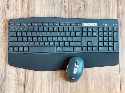 Logitech MK825 Wireless Combo Full-Sized Keyboard and Mouse, View more