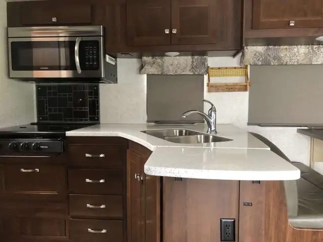 2017 Forest River Forester 3051S in RVs & Motorhomes in St. Albert - Image 12