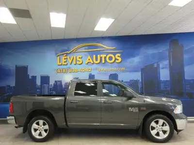 RAM 1500 CLASSIC SLT 2021 V8 5.7 LITRES HEMI BOITE 5'7" CREW-CAB 4X4 TOUT ÉQUIPÉ / ÉCRAN TACTILE / C...