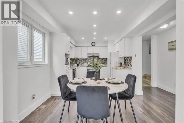 425 ERINBROOK Drive Kitchener, Ontario in Houses for Sale in Kitchener / Waterloo - Image 12