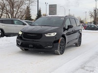 The 2026 Chrysler Pacifica Limited offers premium style, advanced technology, and family-friendly ve... (image 1)