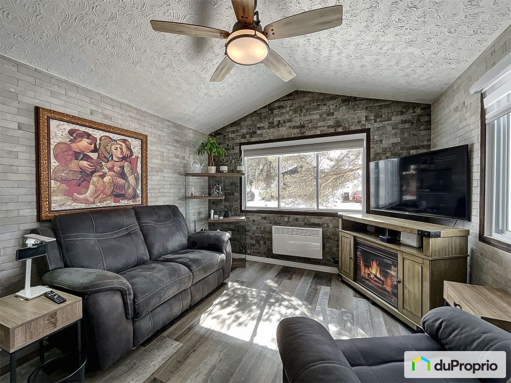 $219,000 - Mobile home for sale in Levis — photo 3