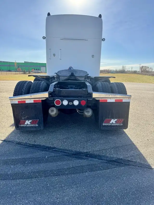 2014 KENWORTH W900 in Heavy Trucks in Saskatoon - Image 10