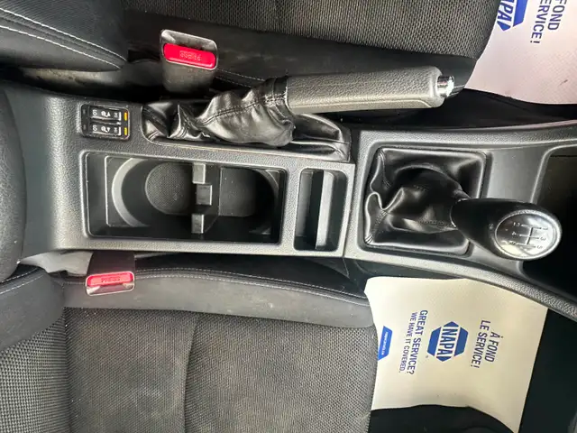 Subaru Crosstrek Premium 2015 in Cars & Trucks in St-Georges-de-Beauce - Image 10