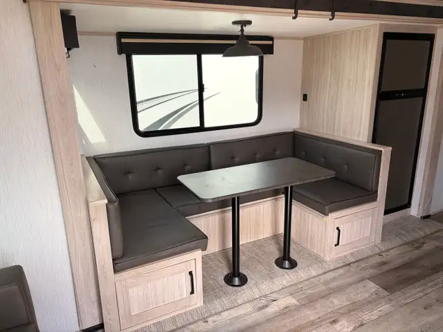 2022 Heartland SUNDANCE 268 RL in Travel Trailers & Campers in St. Albert - Image 9