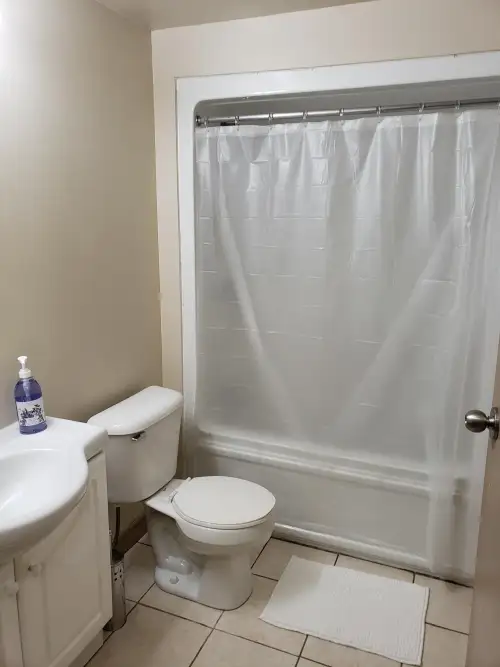 Male Student Housing in Waterloo - Students Only in Long Term Rentals in Kitchener / Waterloo - Image 10