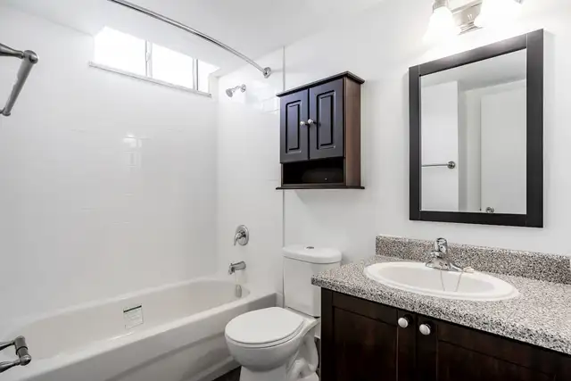 30 Tuxedo Court Apartments - Bachelor available at 30 Tuxedo Cou in Long Term Rentals in City of Toronto - Image 15