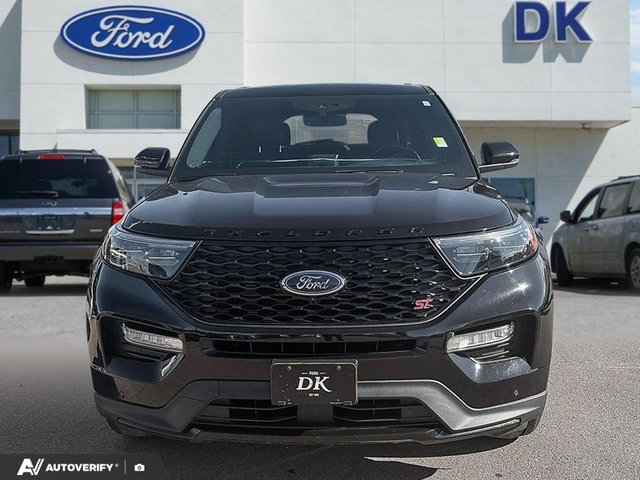 2022 Ford Explorer ST593713795254855681