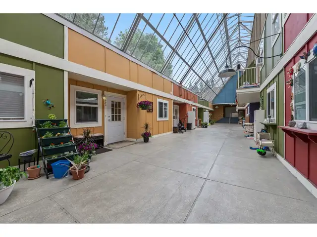 32 20543 96 AVENUE Langley, British Columbia62864381598338123