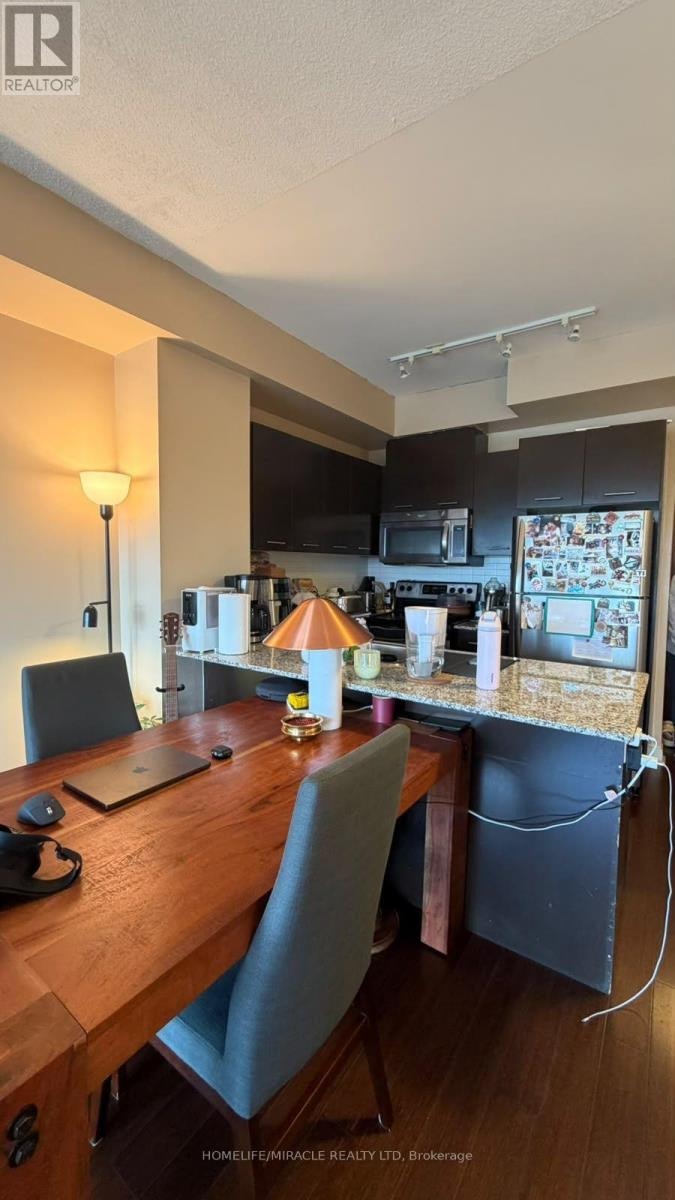 2110 - 360 SQUARE ONE DRIVE Mississauga (City Centre), Ontario 2