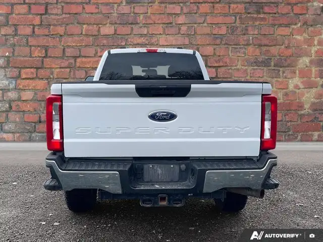 2023 Ford Super Duty F-250 SRW XLT | 7.3L Godzilla V8 Power + in Cars & Trucks in Dartmouth - Image 5