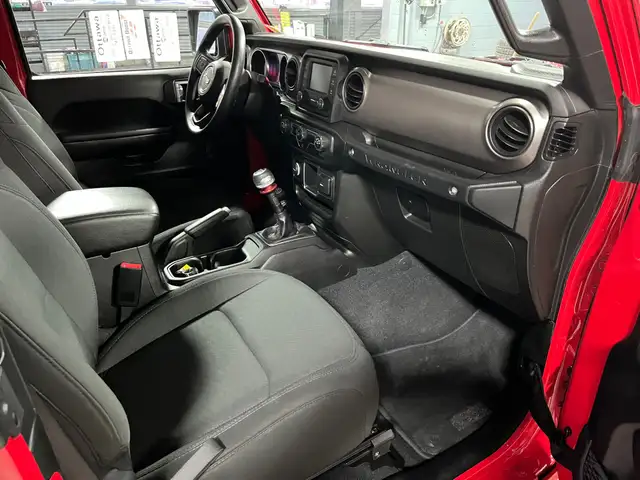 2020 Jeep Wrangler JL Sport in Cars & Trucks in Ottawa - Image 8