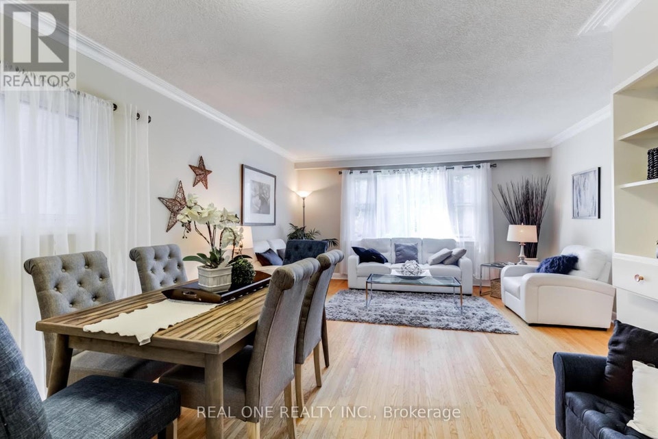 349 HORSHAM AVENUE Toronto (Willowdale West), Ontario 2