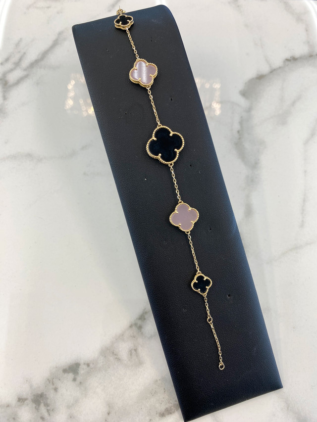 NEW! 10K Gold Clover Bracelet - Rose Quartz/Onyx in Jewellery & Watches in City of Toronto - Image 4