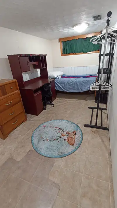 Furnished Rooms for Rent East York & Scarborough (Male House) $650$750/month All Utilities + WiFi In...