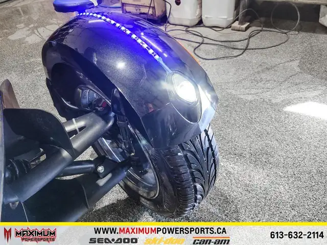 2010 Can-Am SPYDER RT S in Street, Cruisers & Choppers in Ottawa - Image 11
