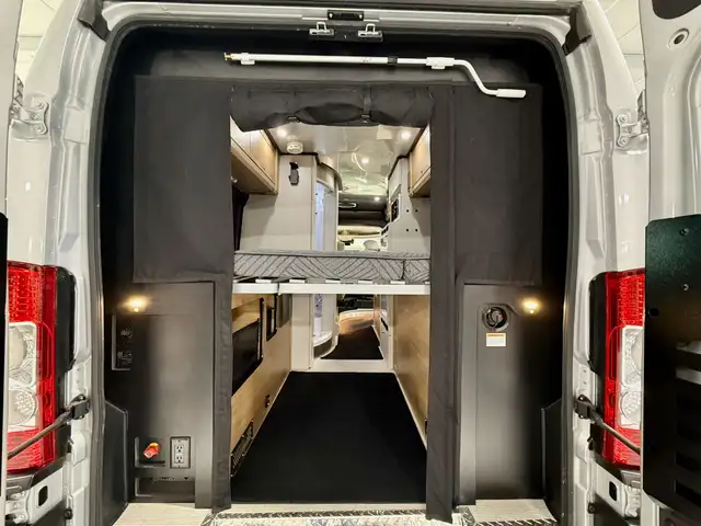 2025 Airstream Rangeline 23 in Travel Trailers & Campers in Edmonton - Image 18
