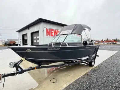 * FINANCING AVAILABLE!! * 2023 LUND 1775 ADVENTURE SPORT * 87 Hours * GUN METAL GREY * IN FLOOR ROD...