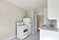 Current Promotions Get 1 Month Free on 13-Month Lease on select suites* Virtual Open House: View our... (image 5)