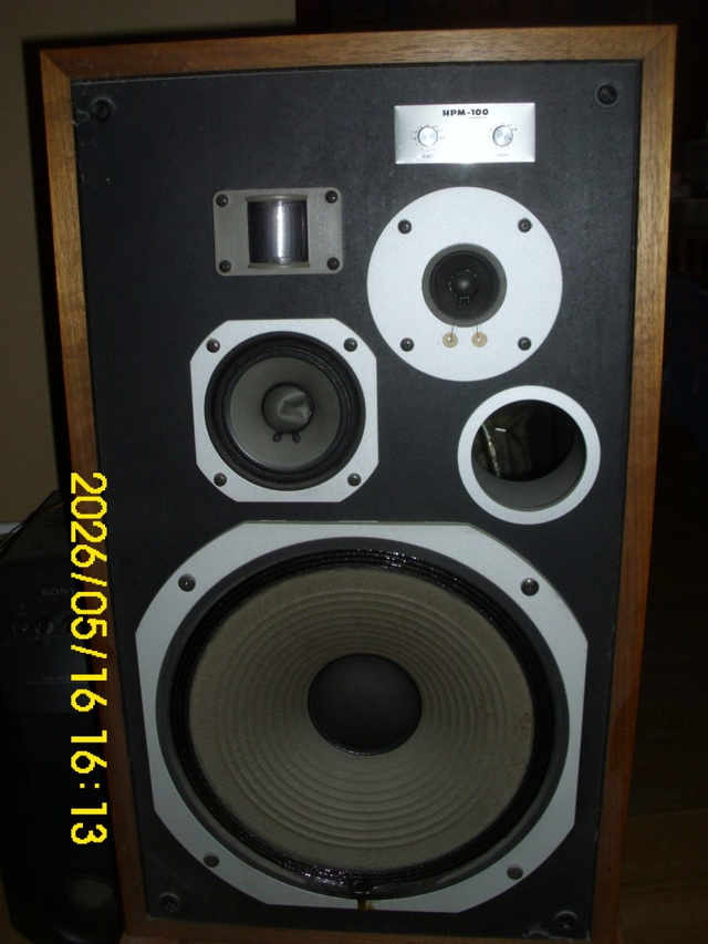 Pioneer HPM 100's, Pioneer CT-F900, Sony PS-X4, Stanton 681eee in Stereo Systems & Home Theatre in Calgary - Image 10
