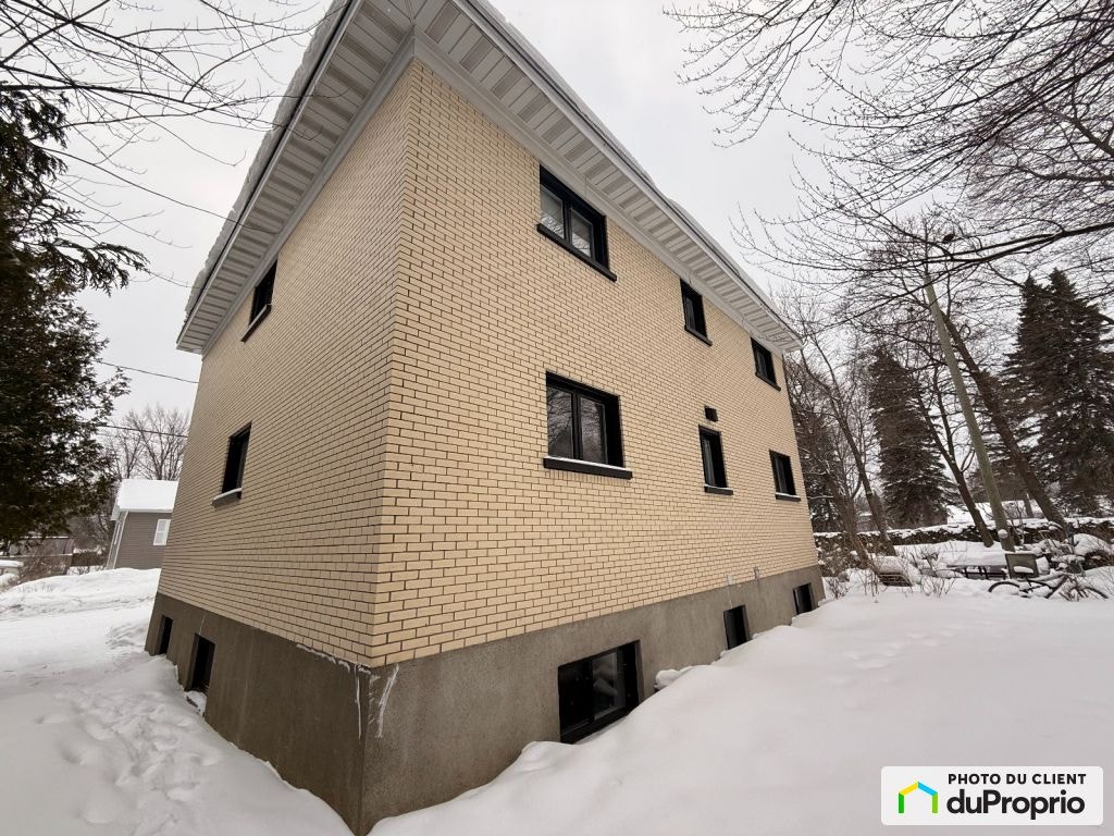 $520,000 - Triplex for sale in Levis — photo 2