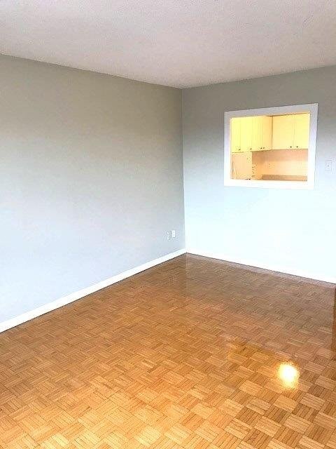 Studio Apt for October 15 starting $1299 + Hydro in Little Italy 3
