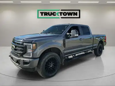 2022 Ford Super Duty F-250 LARIAT with 100,442 km. Clean history with no accidents See Carfax report...