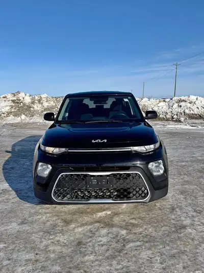 2022 Kia Soul LX IVT Practical, stylish, and fuel-efficient — perfect daily driver with modern tech....