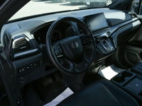 (HCUV ) HONDA CERTIFIED USED VEHICLE, NO HIDDEN FEES, NO EXTRA $$$ ON HCUV(CPO), BALANCE OF WARRANTY... (image 9)