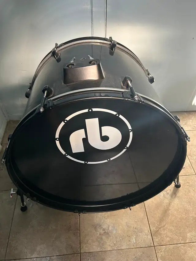 DRUM SET COMPLETE422657919843706884