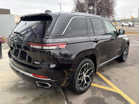 AMVIC Licensed Dealer The 2023 Jeep Grand Cherokee Summit Reserve is finished in striking Ember Pear... (image 7)