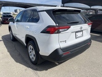 *Vehicle history form conveniently located in vehicle photos. AMVIC LICENSED DEALER ... Engine: Regu... (image 3)