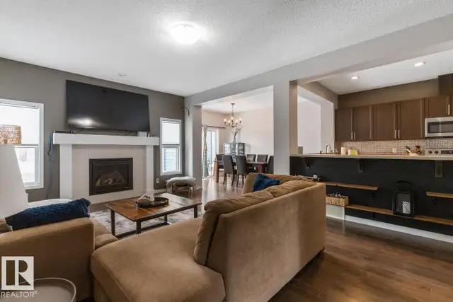 558 STURTZ LI Leduc, Alberta in Houses for Sale in Edmonton - Image 5