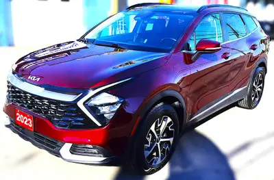 BALANCE OF LIMITED 10 YEAR FACYTORY WARRANTY REMAINING!!! Come in today and test drive this LOW KM (...