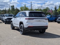 The new 2025 Jeep Grand Cherokee Altitude combines rugged capability, advanced technology, and refin... (image 3)