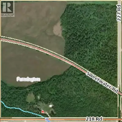 Quarter section in Farmington area with established infrastructure, 48x40’ shop with a concrete floo...