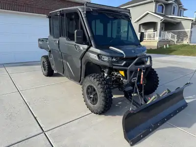 APPLY NOW: https://www.ridecollective.ca/get-pre-approved 2023 CAN-AM DEFENDER MAX LIMITED HD10 • Ro...