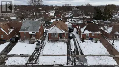 Stunning 3-bedroom bungalow located on a mature, tree-lined street in central Oshawa! Fully updated...