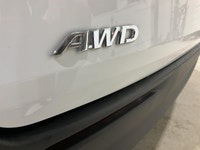 Le Toyota Sienna 2023 version LE HYBRID CAMERA RECUL AWD CRUISE A/C usagé offert chez AutoStudio 72... (image 6)