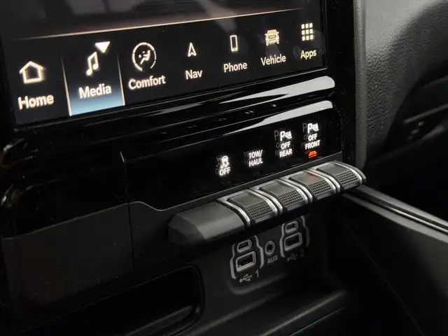 2023 Ram 1500 Sport GT Crew Cab 4WD | No Accidents | 5'7 Box in Cars & Trucks in Calgary - Image 24