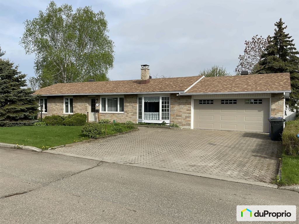 $385,000 - Bungalow in Trois-Rivières (Trois-Rivières-Ouest) — photo 1