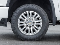 2021 Chevrolet Silverado 2500HD High Country Vehicle Overview: Year: 2021 Make: Chevrolet Model: Sil... (image 5)