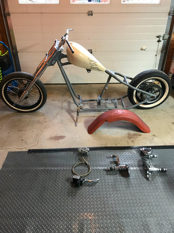 Harley Davidson Big Twin Rolling Chassis in Motorcycle Parts & Accessories in Bedford