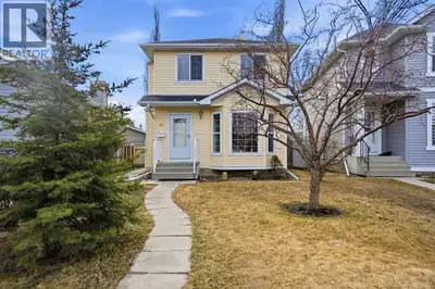 Welcome to this beautifully updated 2-storey home in the desirable community of Coventry Hills! Offe...