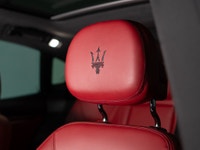 This 2017 Maserati Levante S is a local Ontario vehicle. This vehicle blends Italian performance, lu... (image 9)