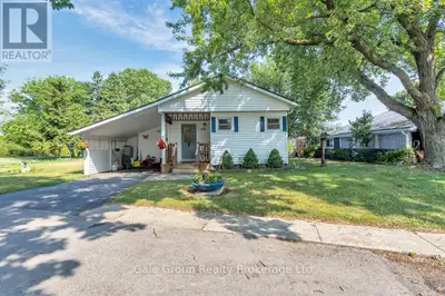 Welcome to wonderful year round living at Courtlea Mobile Home park! This one of a kind home is loca...