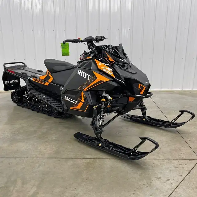 2026 ARCTIC CAT RIOT 600 SNO PRO ES 146 1.75 (FINANCING AVAILABL in Snowmobiles in Strathcona County - Image 3